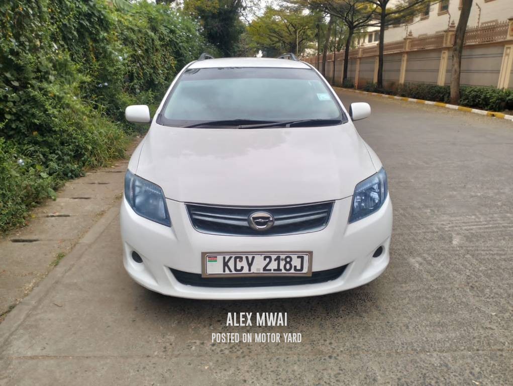 Toyota Fielder 2012 White