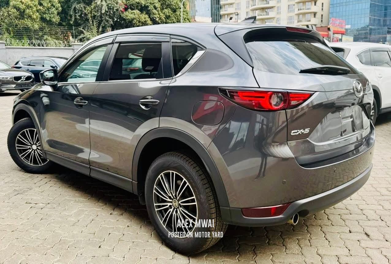 Mazda CX-5 2018 Grey
