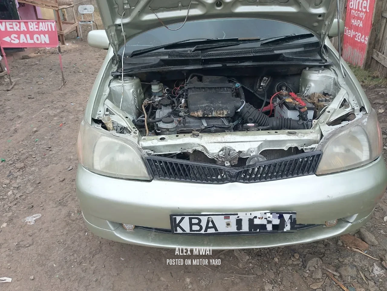 Toyota Platz 2013 Gold