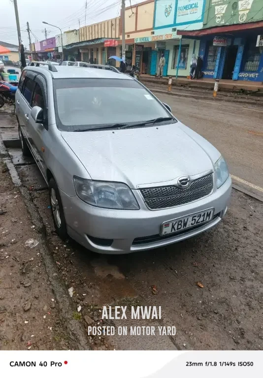 Toyota Fielder 2017 Silver