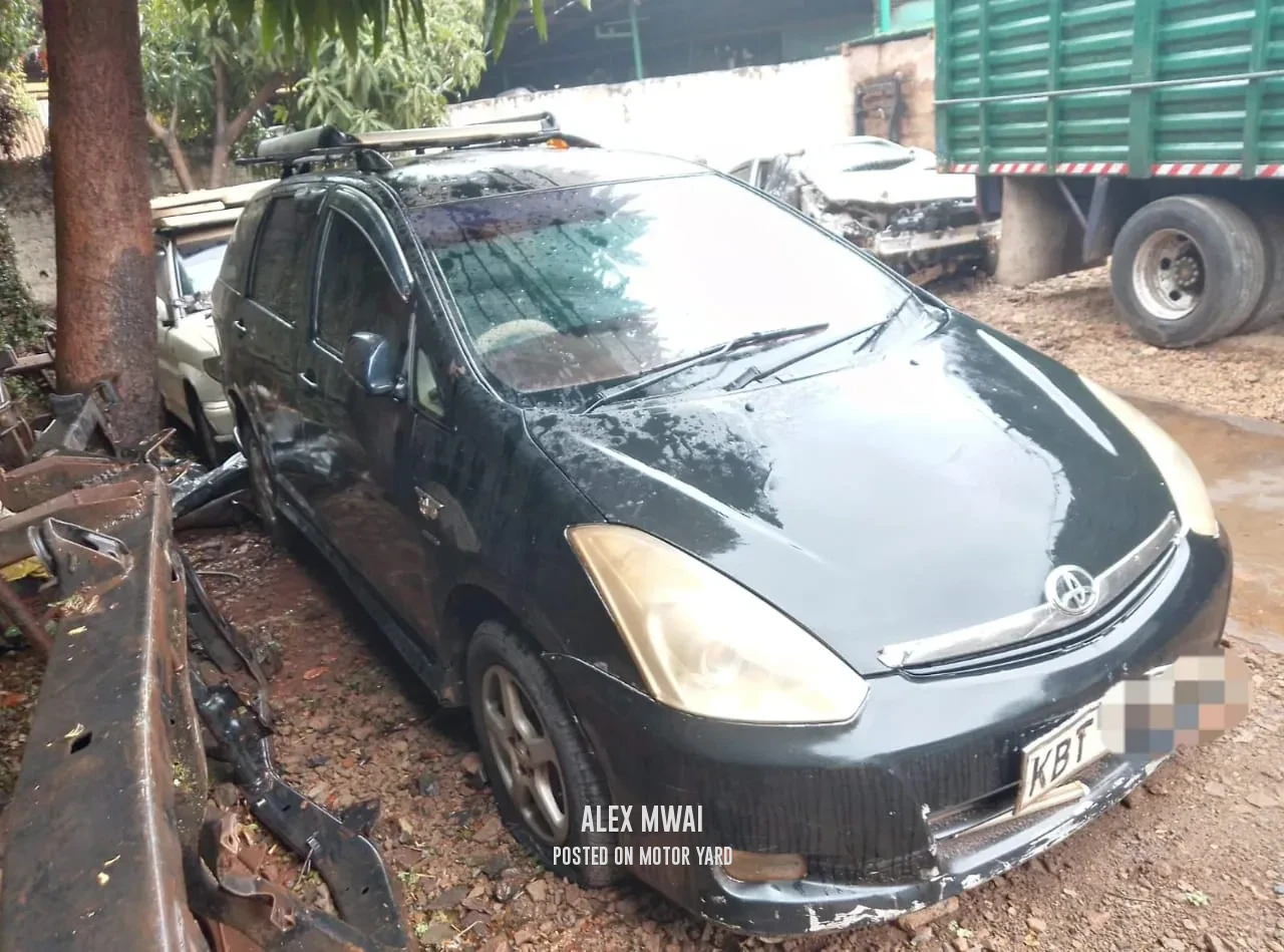 Toyota Wish 2016 Black