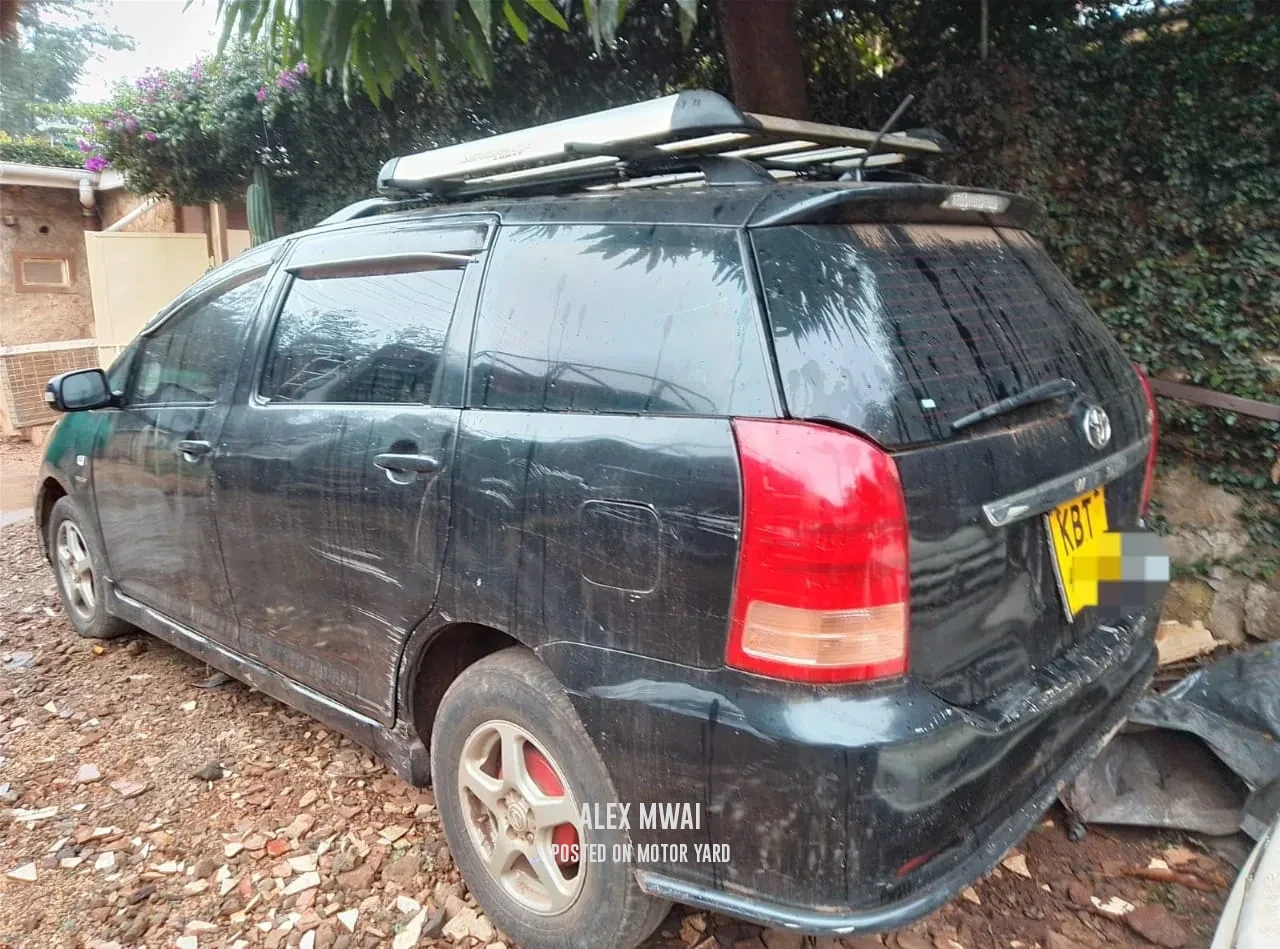 Toyota Wish 2016 Black