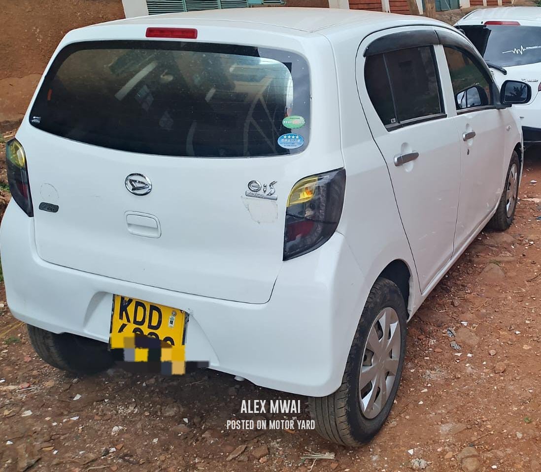 Daihatsu Mira 2021 White