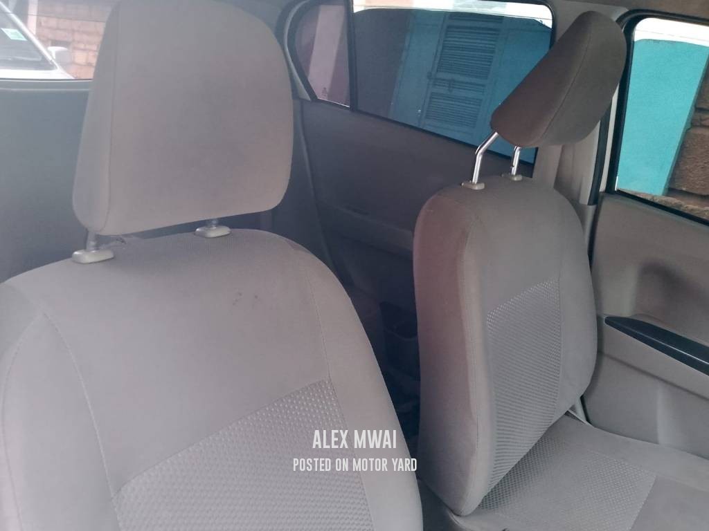 Daihatsu Mira 2021 White