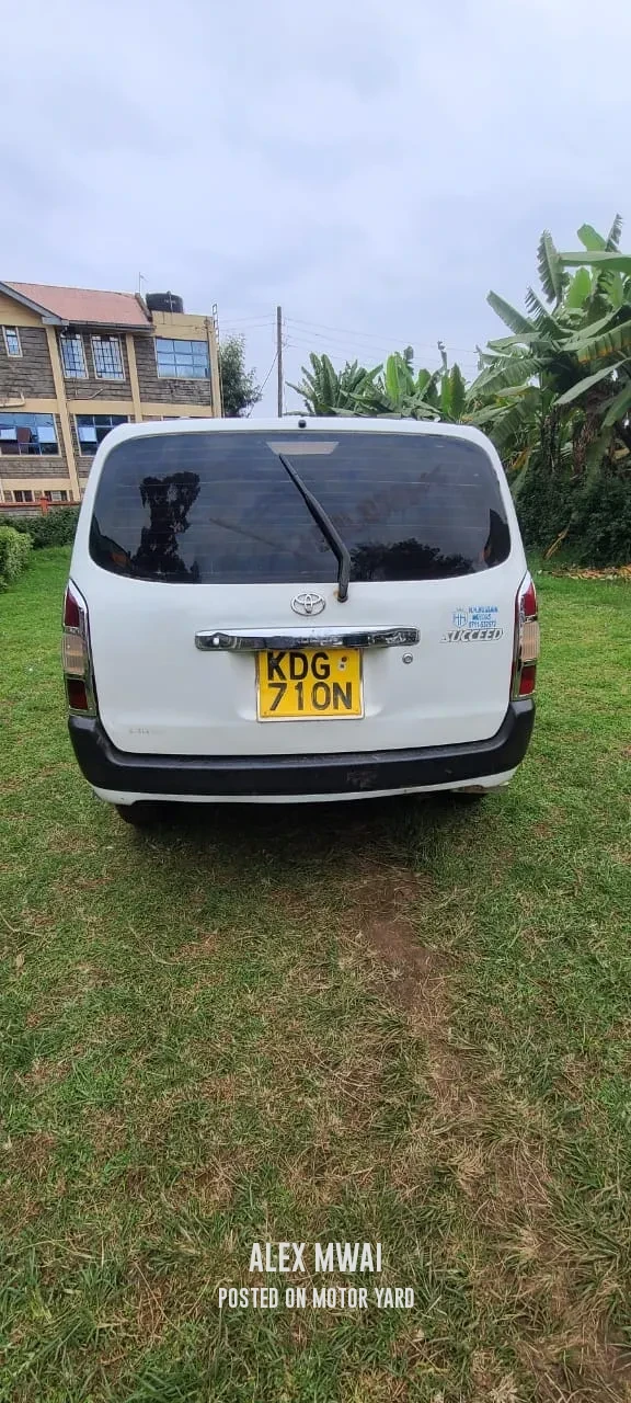 Toyota Probox 2015 White