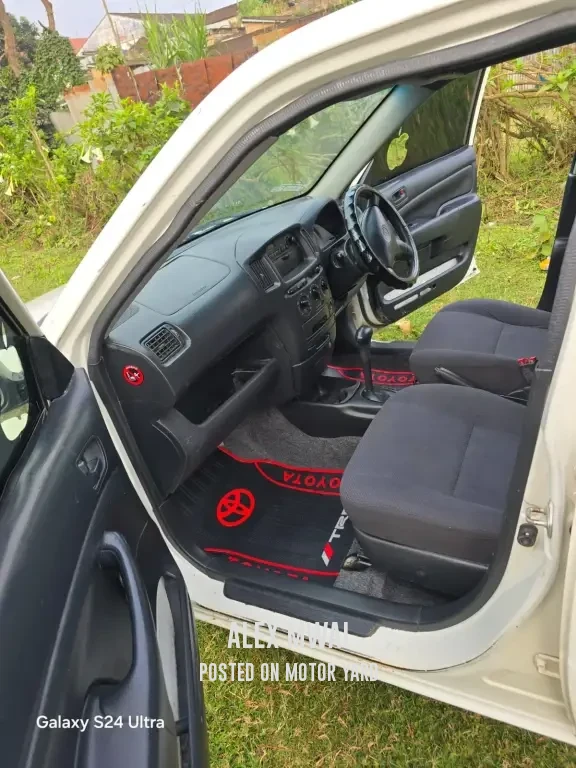 Toyota Probox 2015 Silver