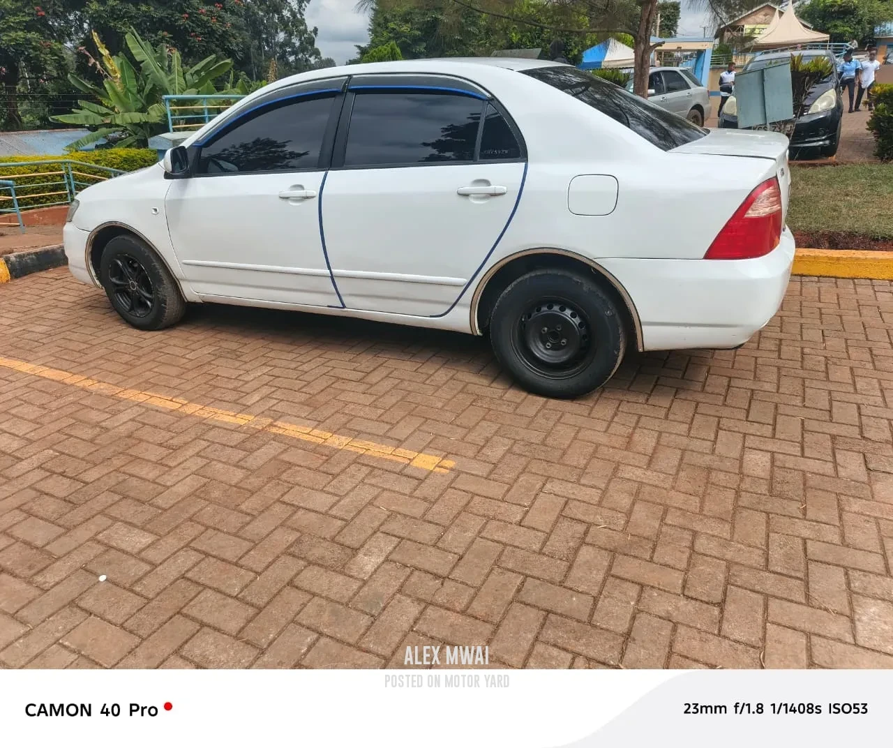 Toyota NZE 2017 White