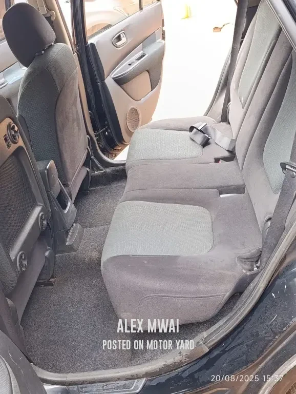 Nissan Wingroad 2017 Black