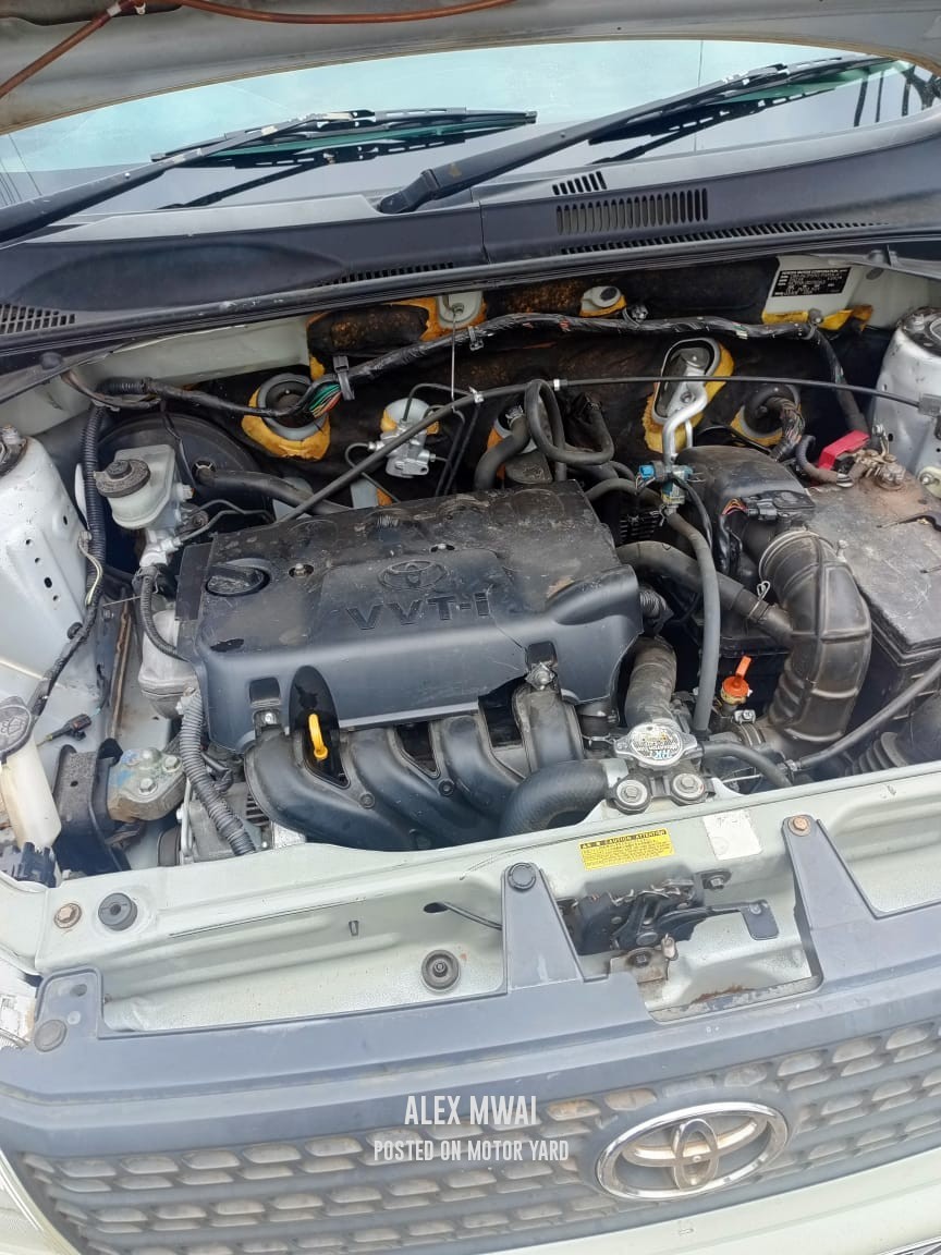 Toyota Probox 2015 White