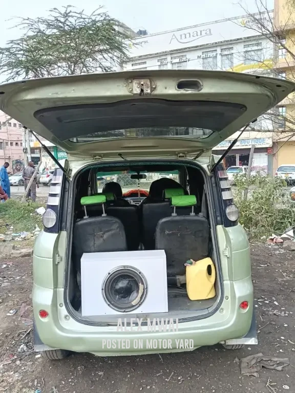 Toyota Sienta 2015 Yellow