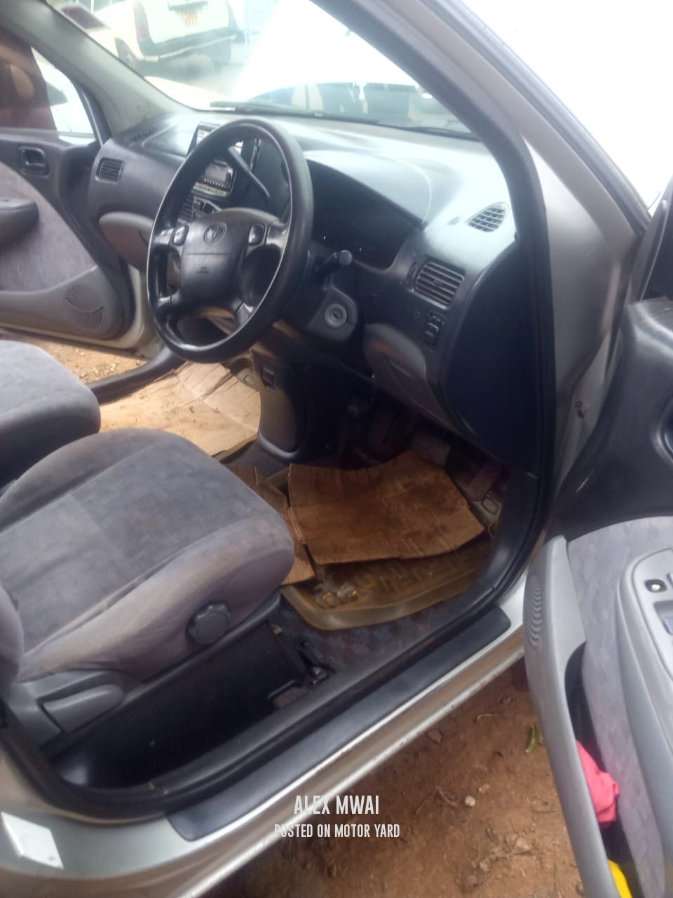 Toyota Raum 2016 Silver