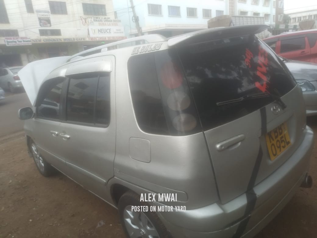 Toyota Raum 2016 Silver