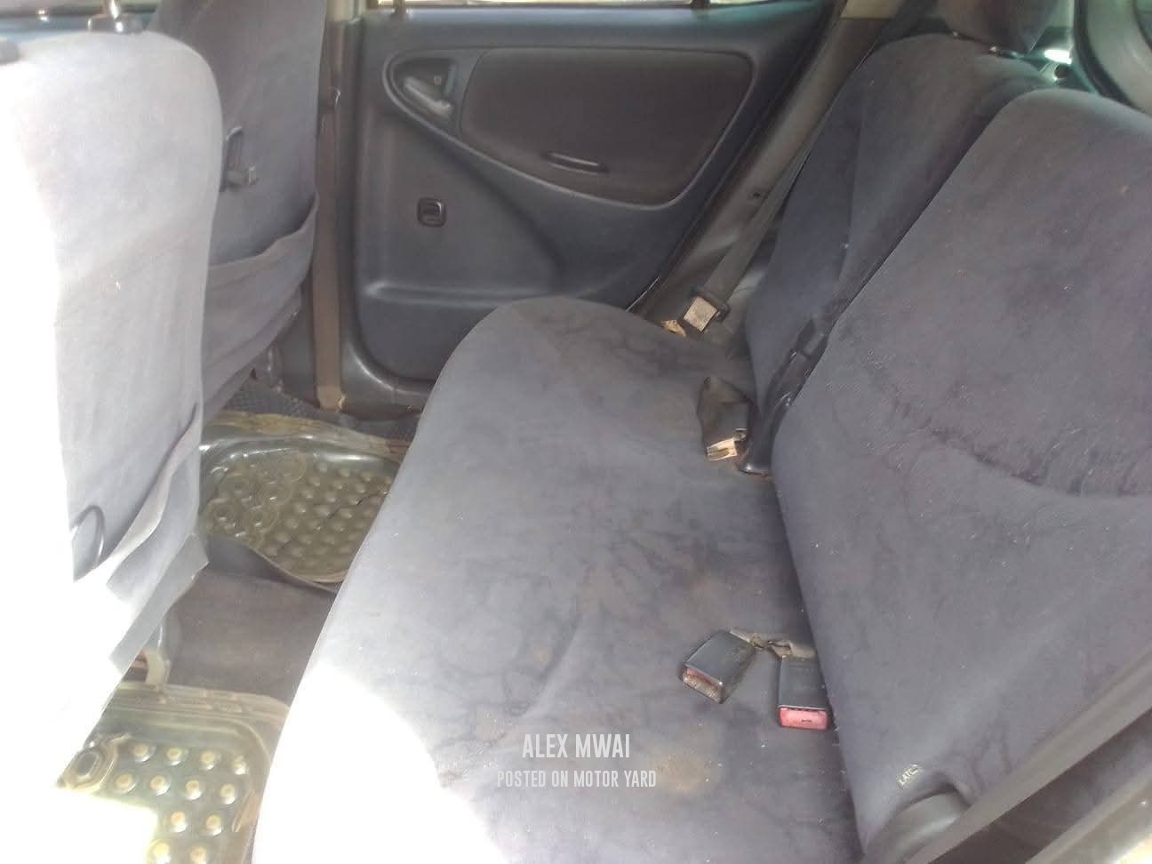 Toyota Vitz 2012 Silver