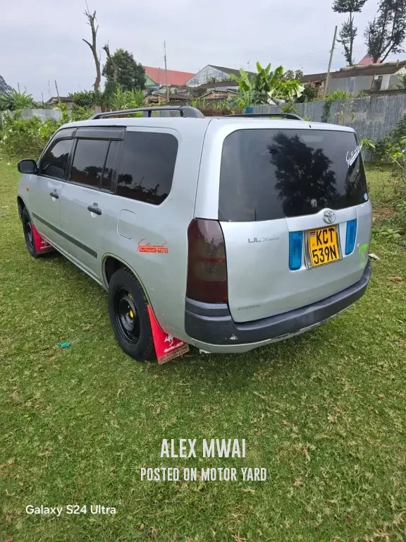 Toyota Probox 2015 Silver