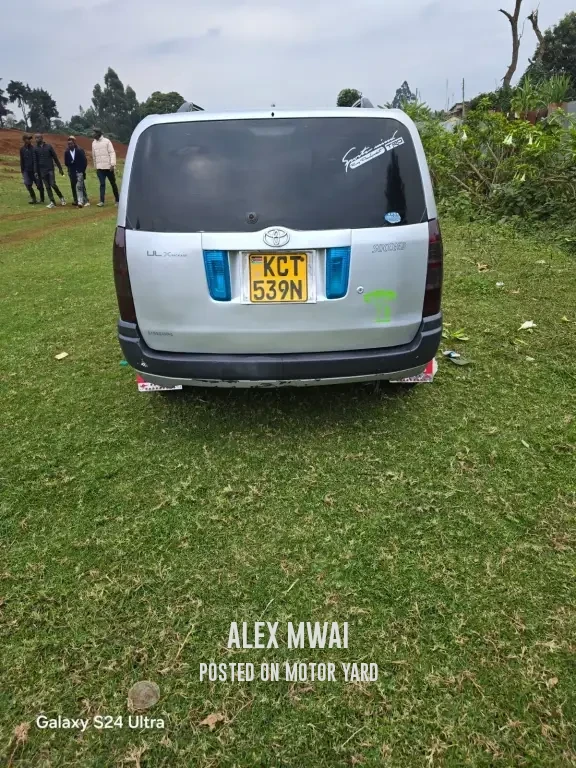 Toyota Probox 2015 Silver