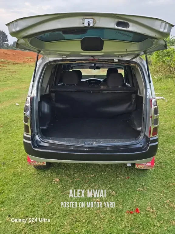 Toyota Probox 2015 Silver