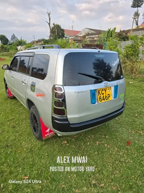 Toyota Probox 2015 Silver