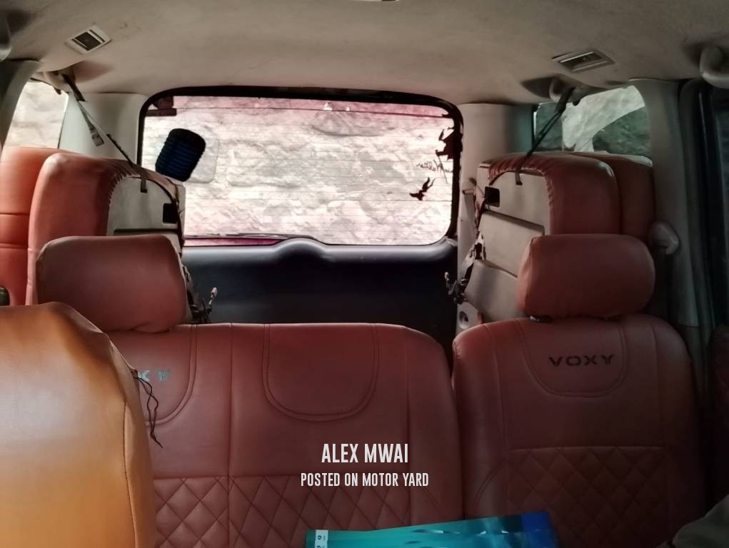 Toyota Noah 2015 Black