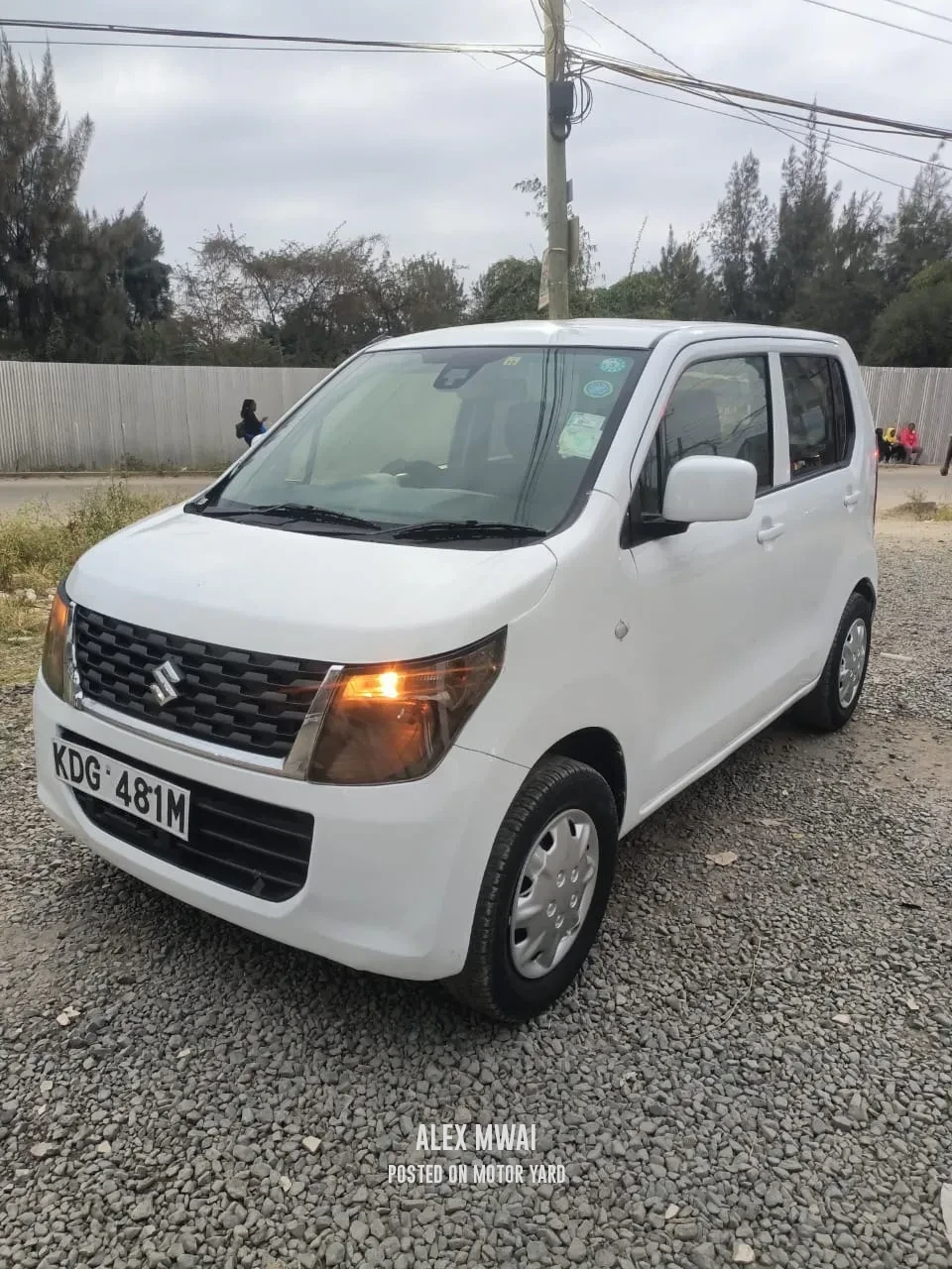 Daihatsu Mira 2015 White