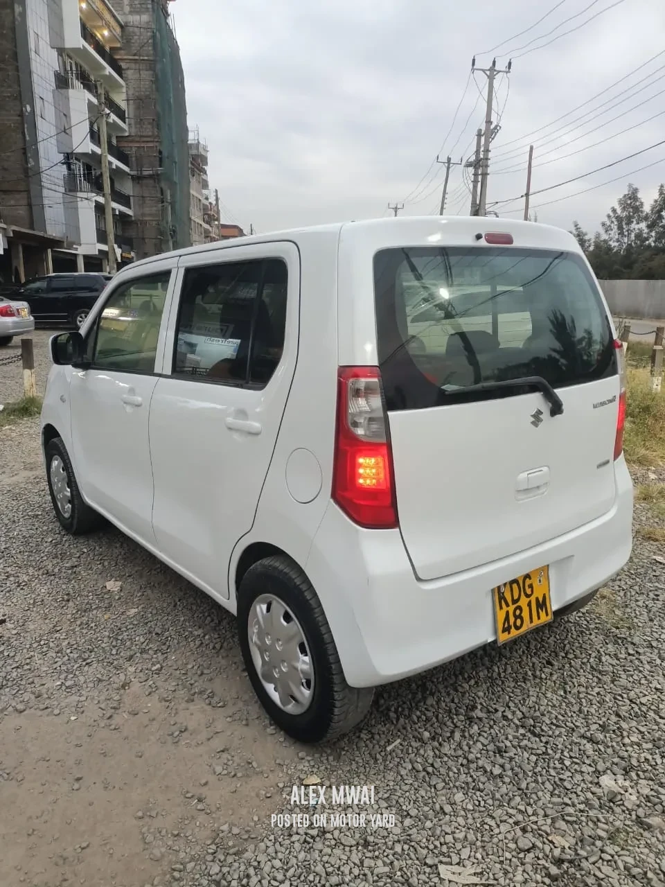 Daihatsu Mira 2015 White