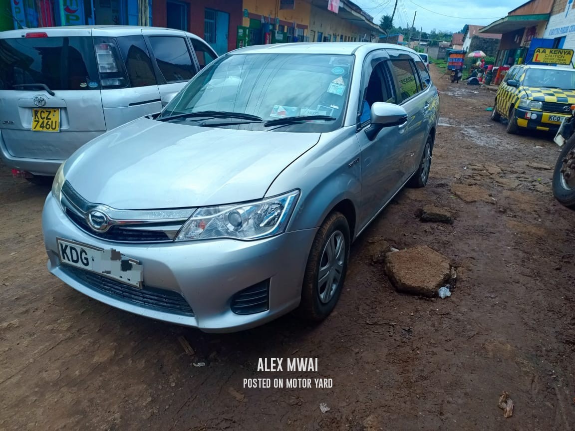 Toyota Fielder 2013 Blue
