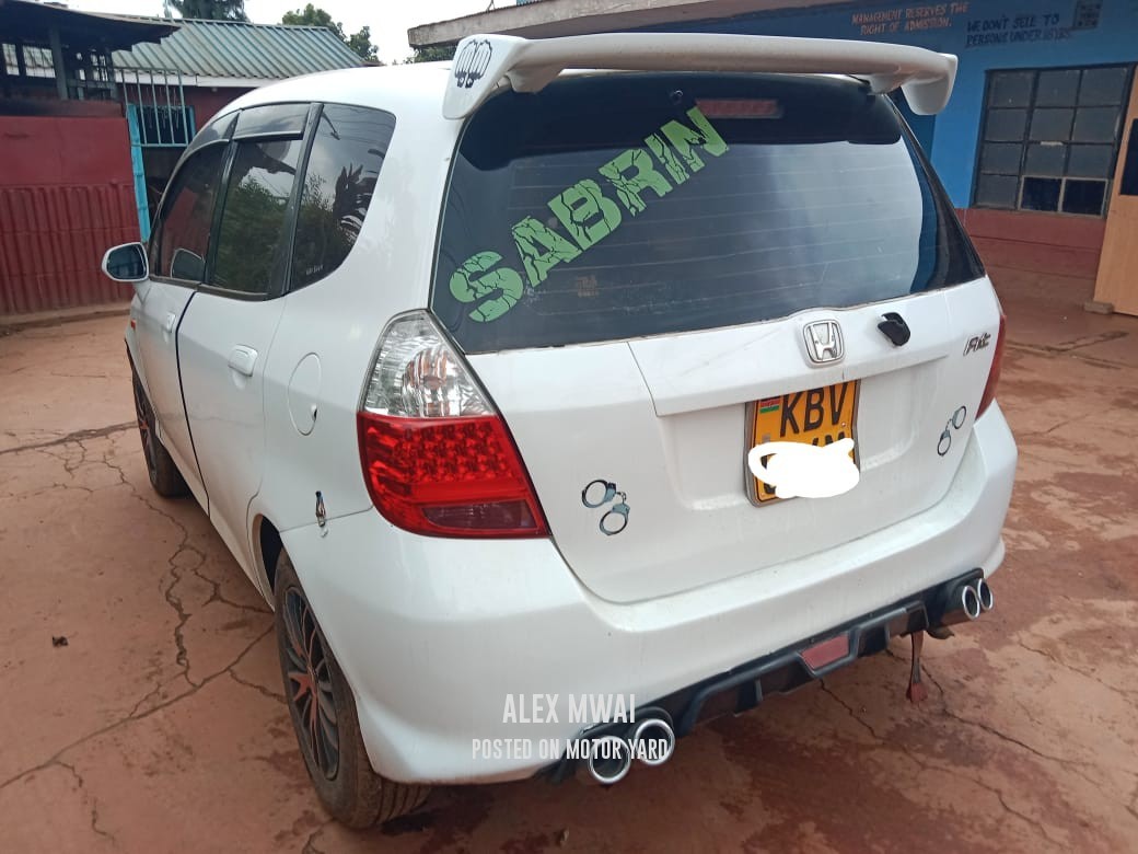 Honda Fit 2011 White