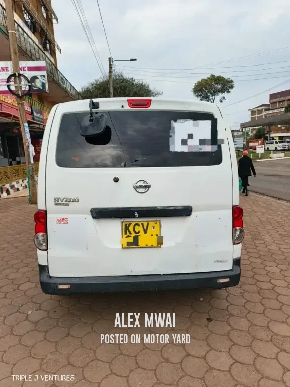 Nissan NV200 2016 White