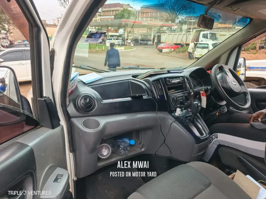 Nissan NV200 2016 White