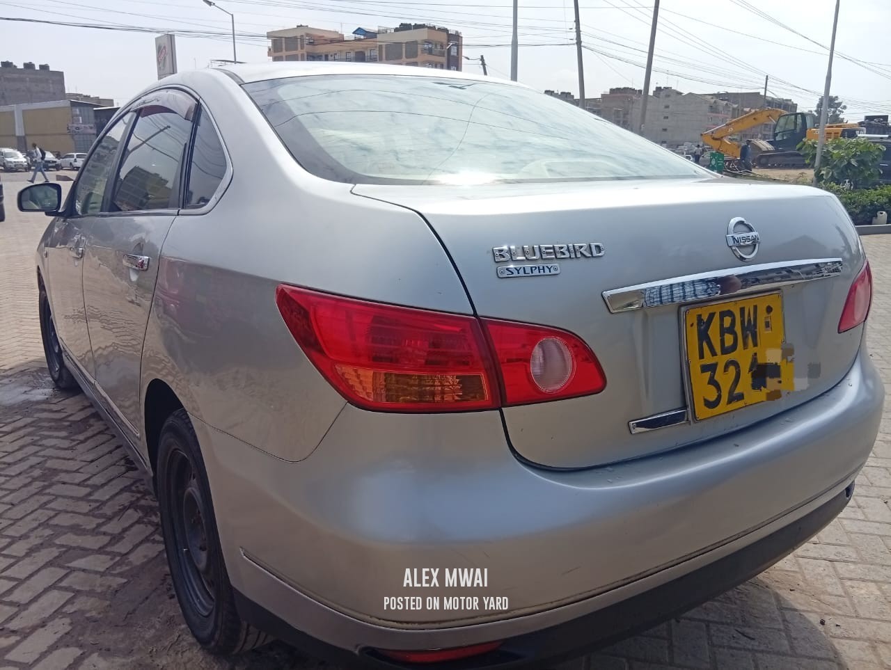 Nissan Bluebird 2014 Silver