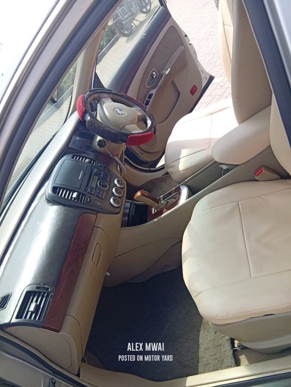 Nissan Bluebird 2014 Silver