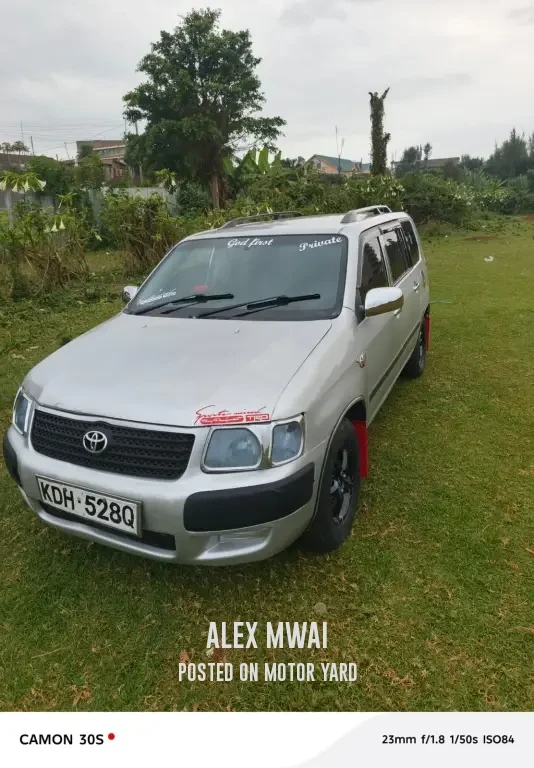 Toyota Succeed 2016 Silver