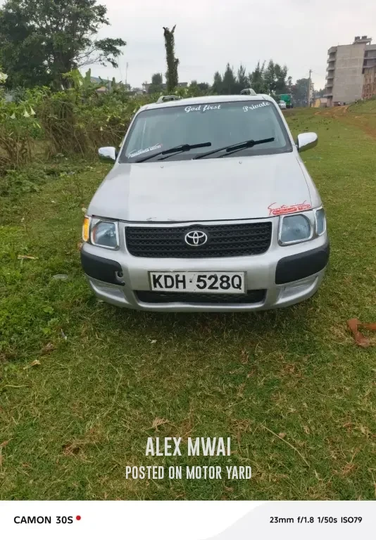 Toyota Succeed 2016 Silver