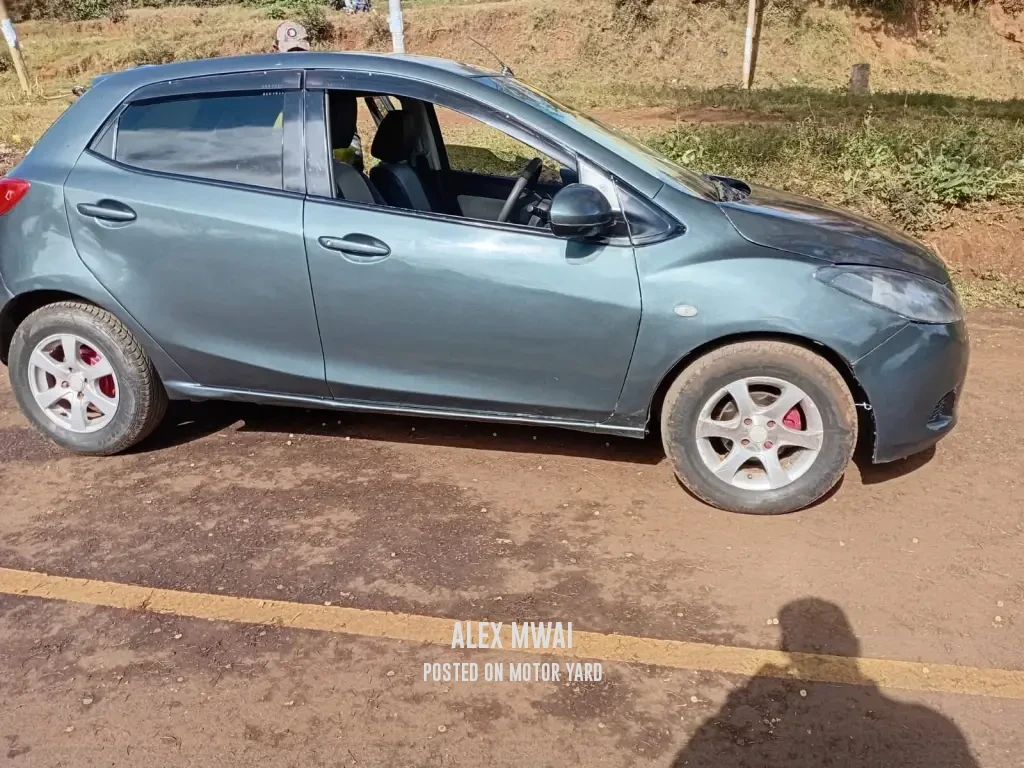 Mazda Demio 2016 Grey