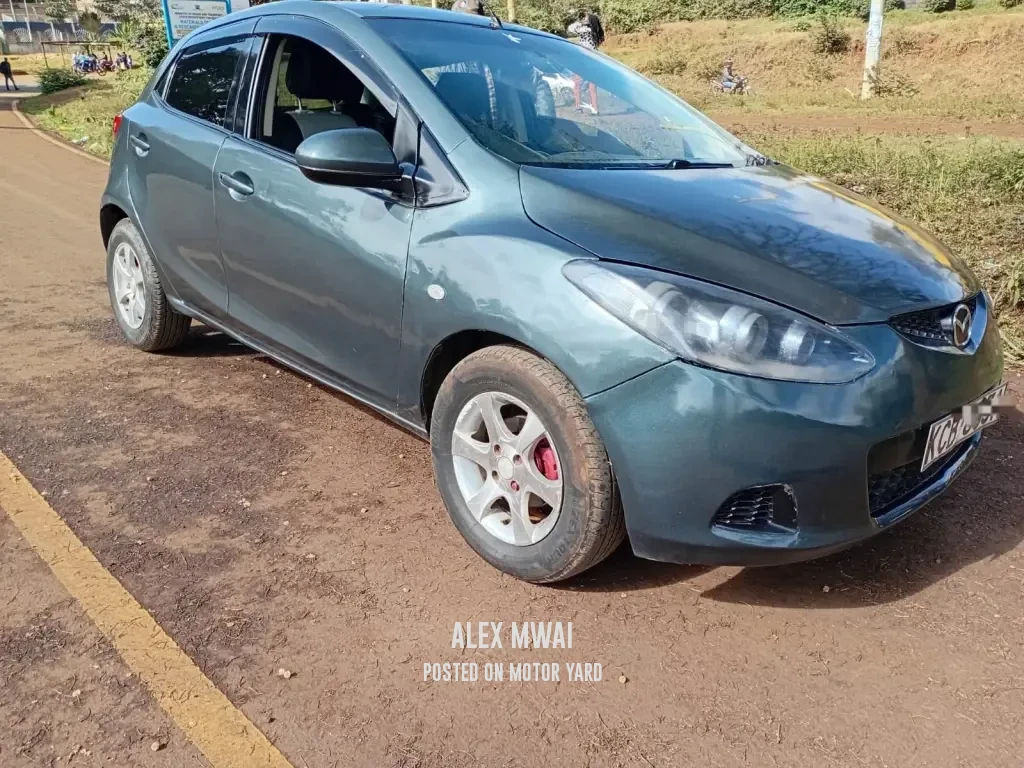 Mazda Demio 2016 Grey
