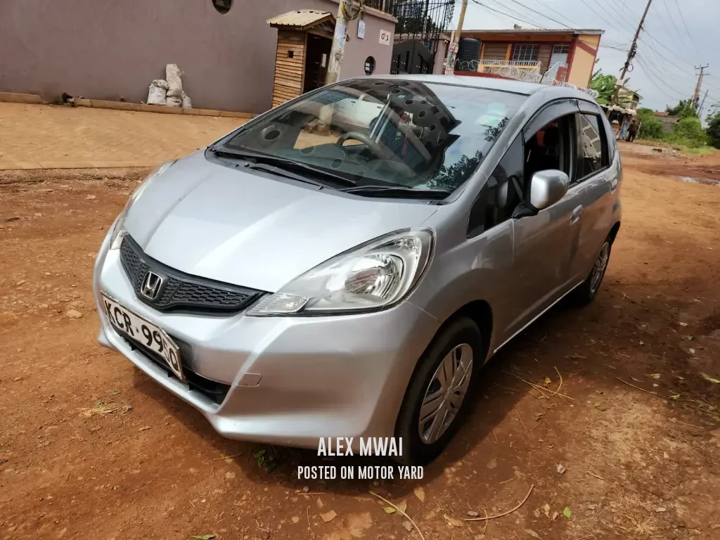 Honda Fit 2015 Silver