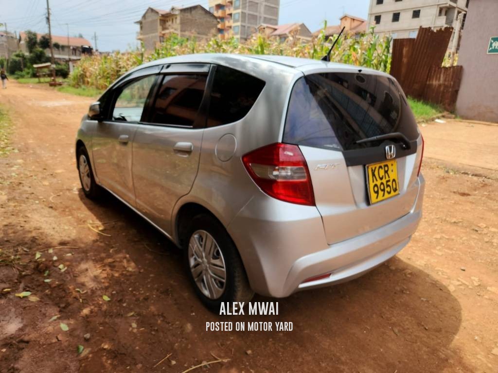 Honda Fit 2015 Silver