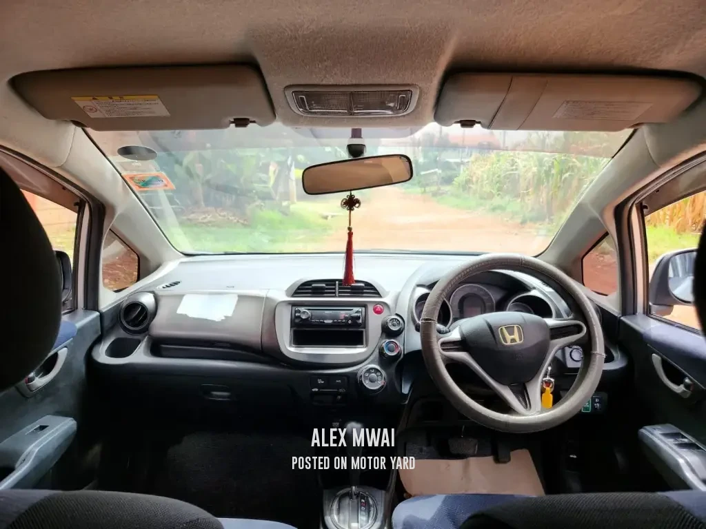 Honda Fit 2015 Silver