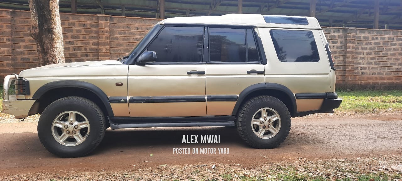 Land Rover Discovery 2 2004 Brown
