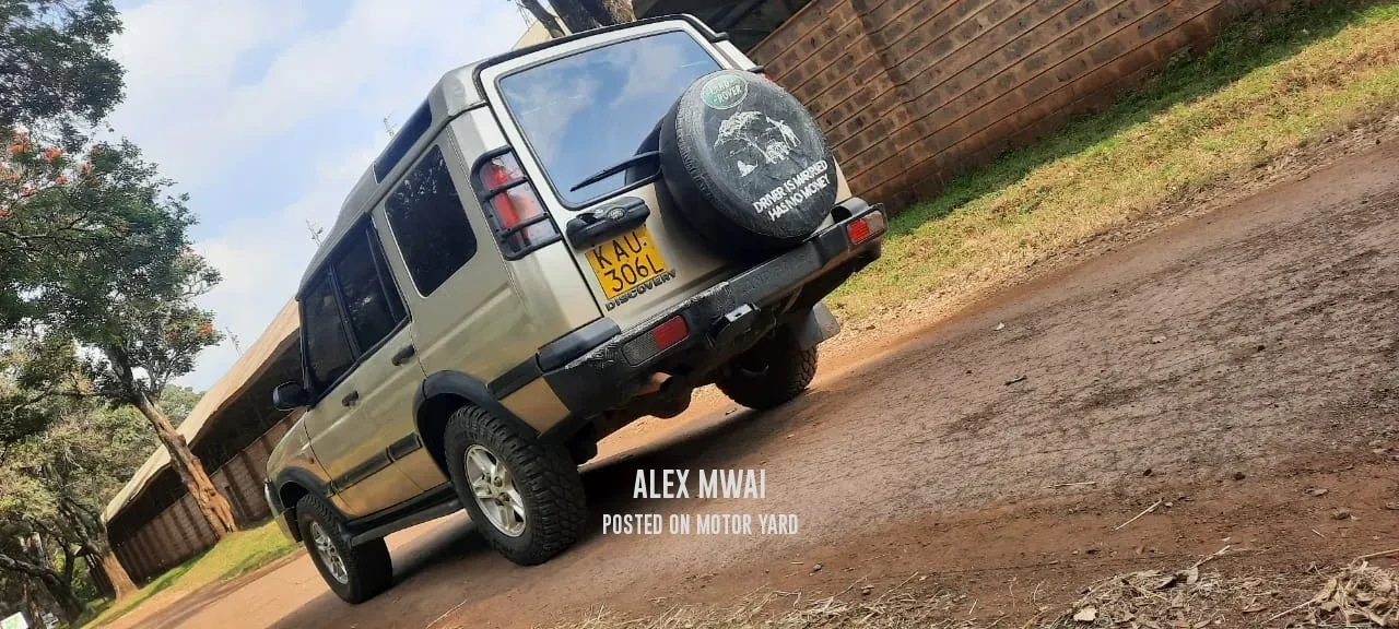 Land Rover Discovery 2 2004 Brown