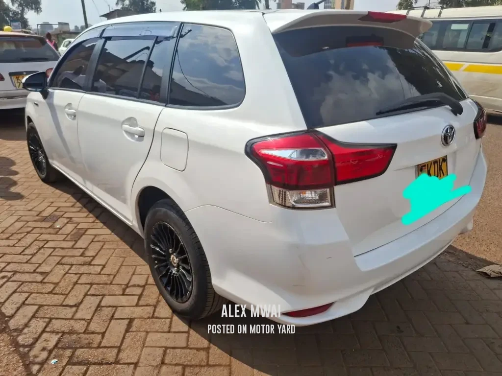 Toyota Fielder 2015 White