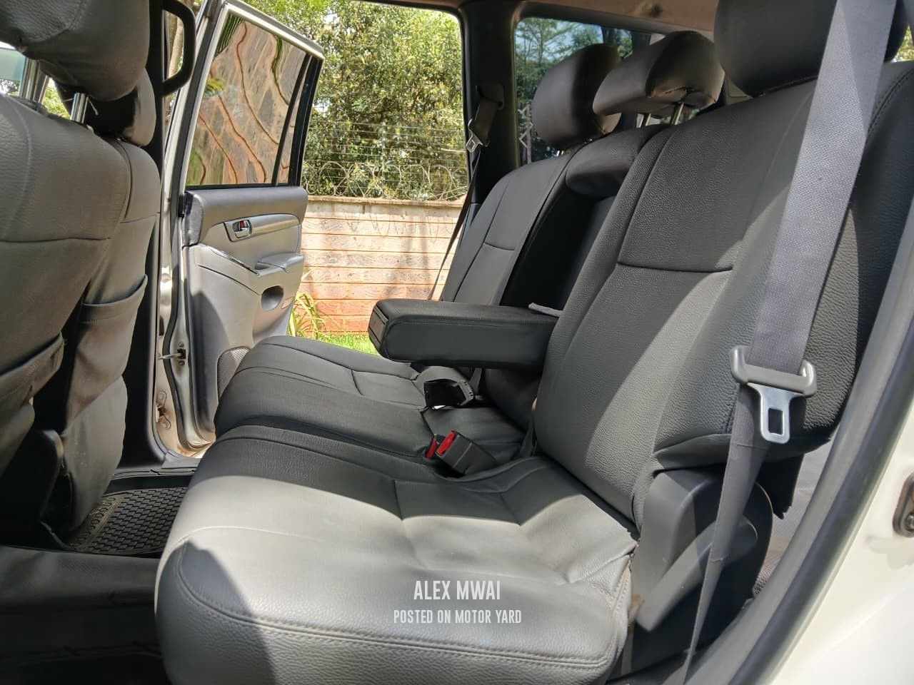 Toyota Land Cruiser Prado J150 2009 White