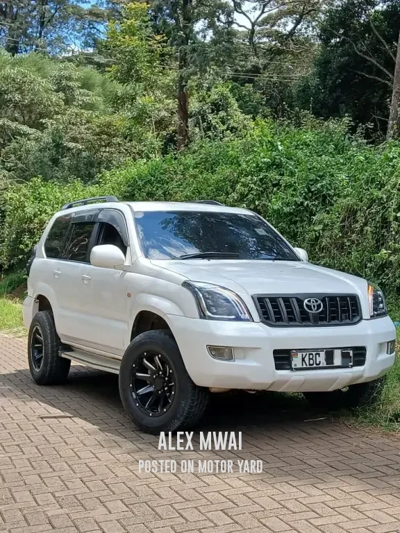 Toyota Land Cruiser Prado J150 2009 White