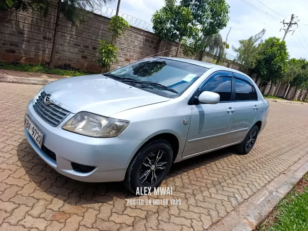Toyota Corolla 2004 Silver