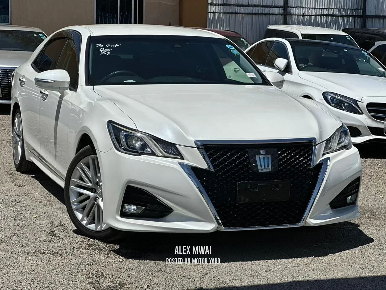 Toyota Crown 2017 White