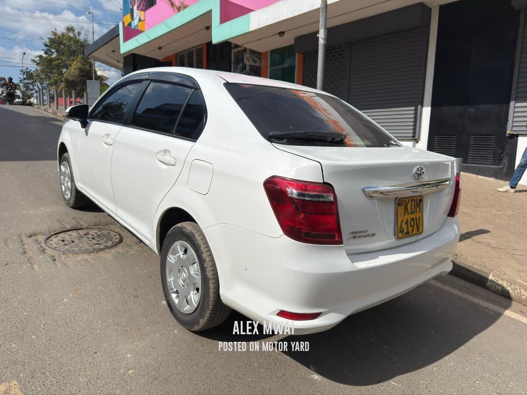 Toyota Axio 2016 White