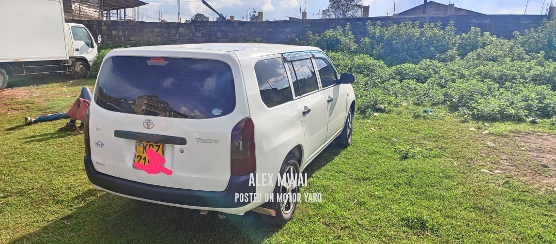 Toyota Probox 2014 White
