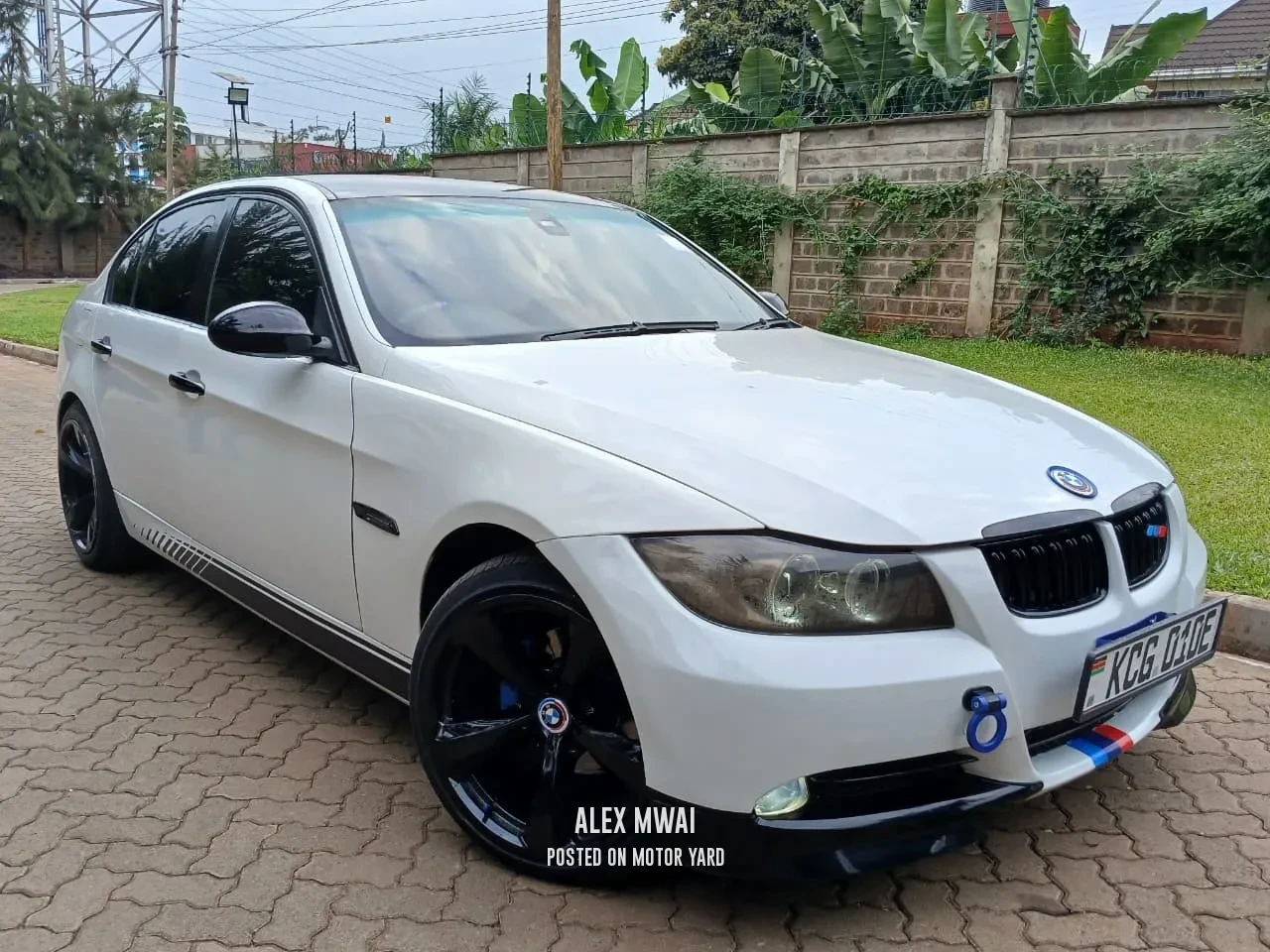 BMW 320i 2008 White