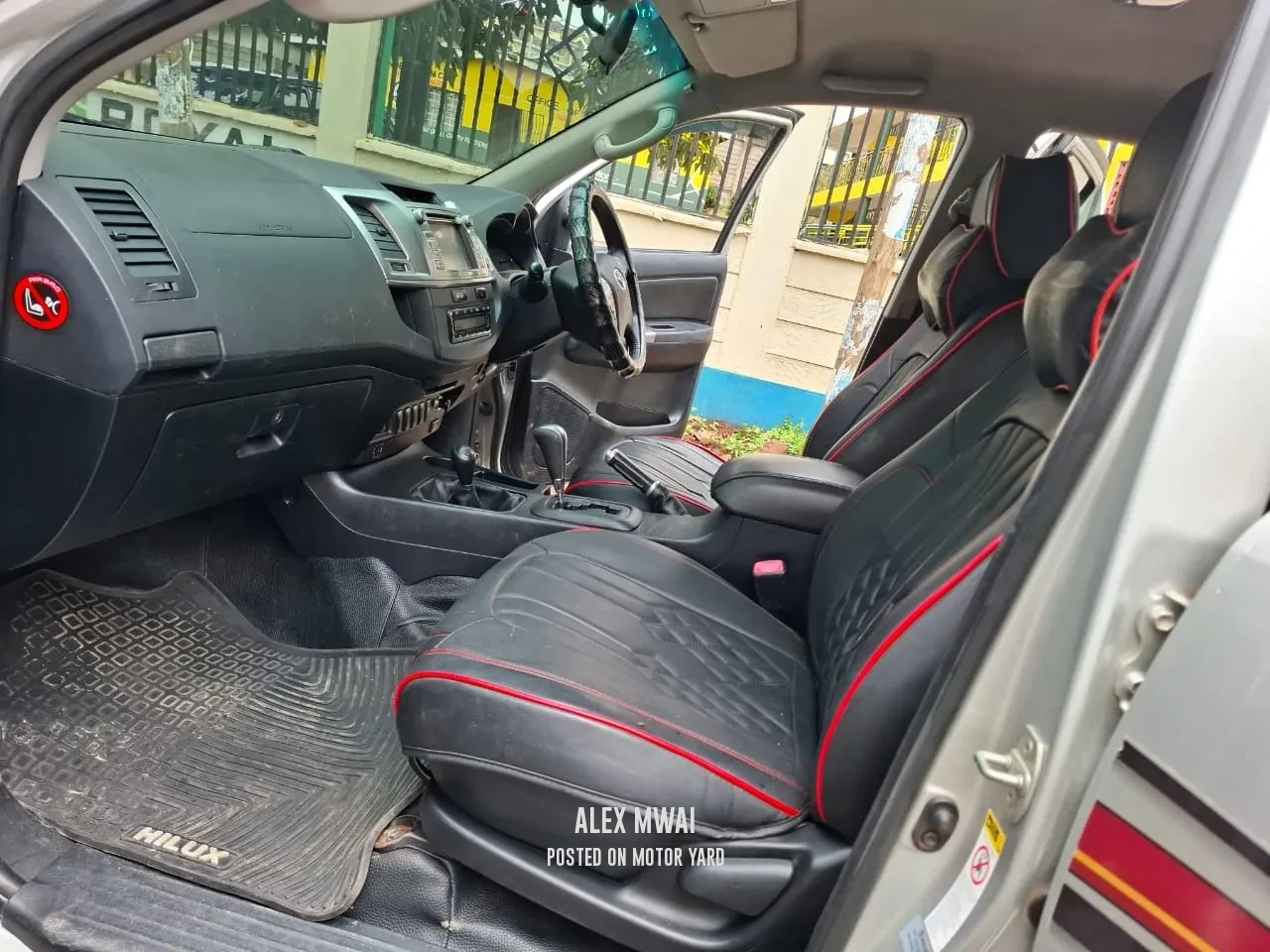 Toyota Hilux Vigo D/Cab 2015 Blue