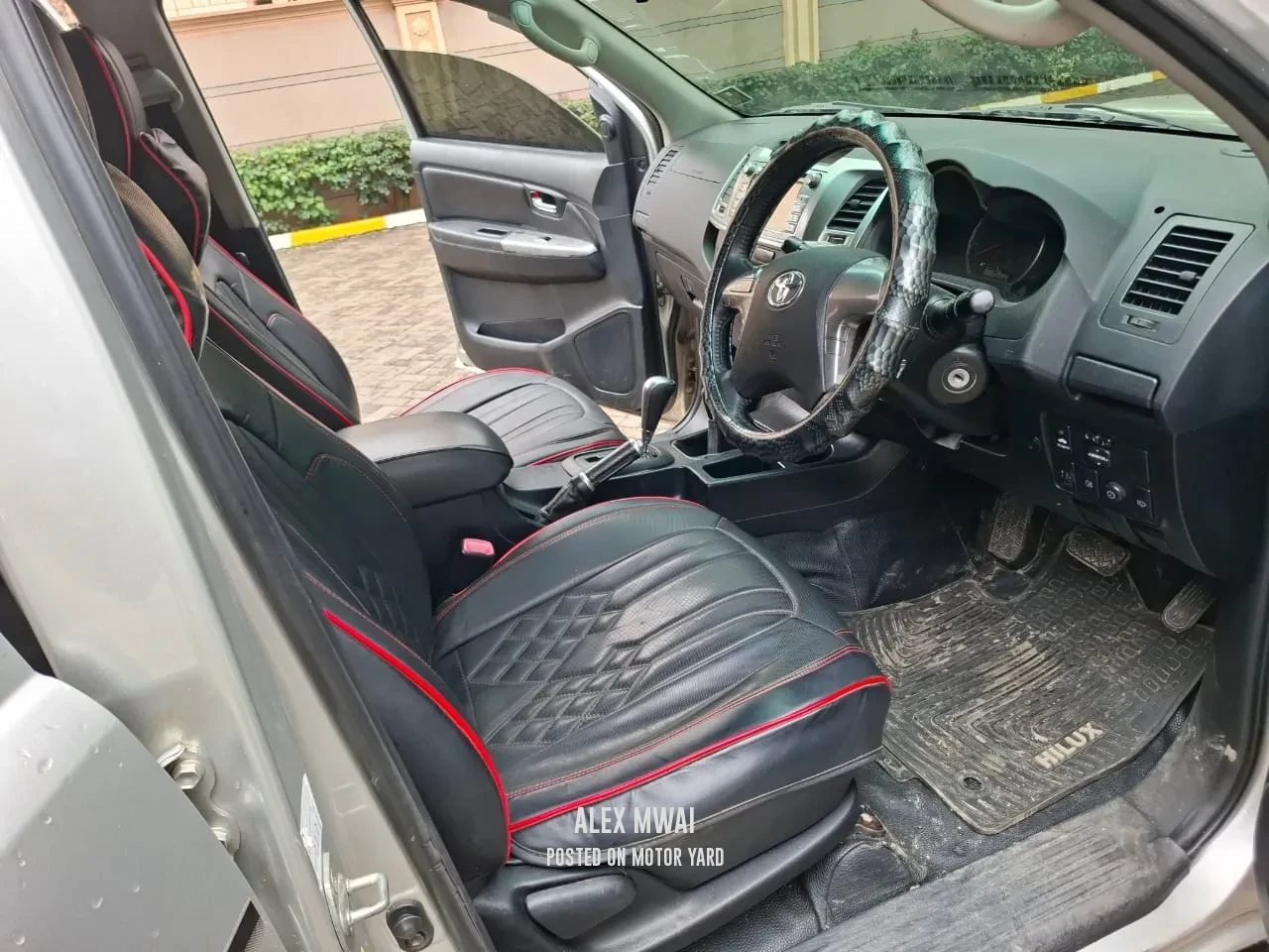 Toyota Hilux Vigo D/Cab 2015 Blue