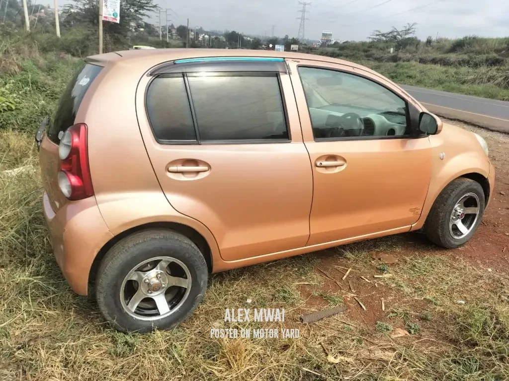 Toyota Passo 2014 Bronze